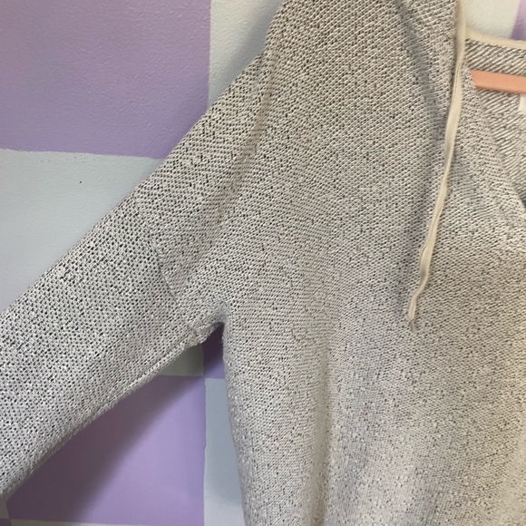 Drop shoulder Hooded Sweater - Picture 5 of 7